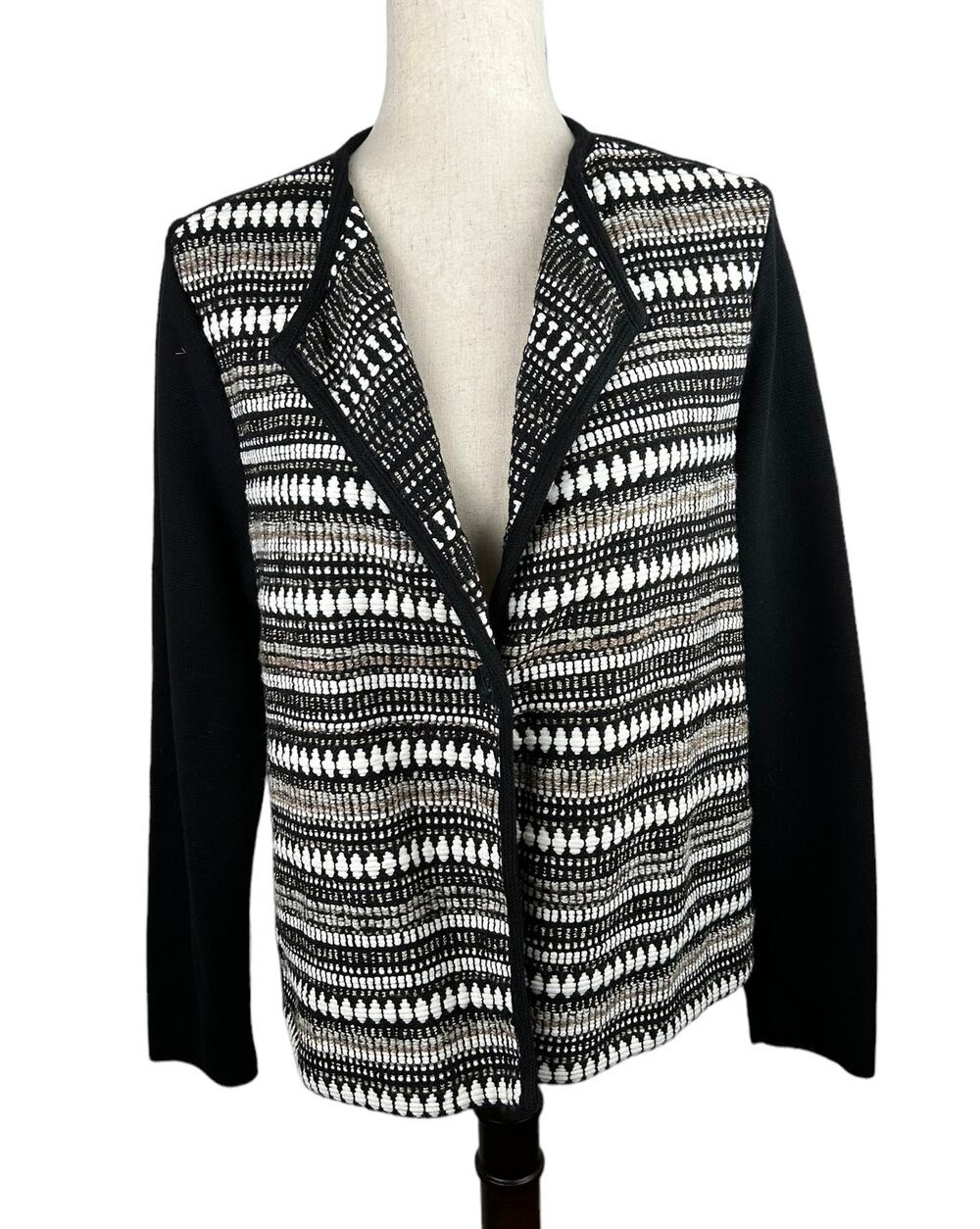 Chicos Textured Stripe Single Button Cardigan Black White Gold Size 12 EUC